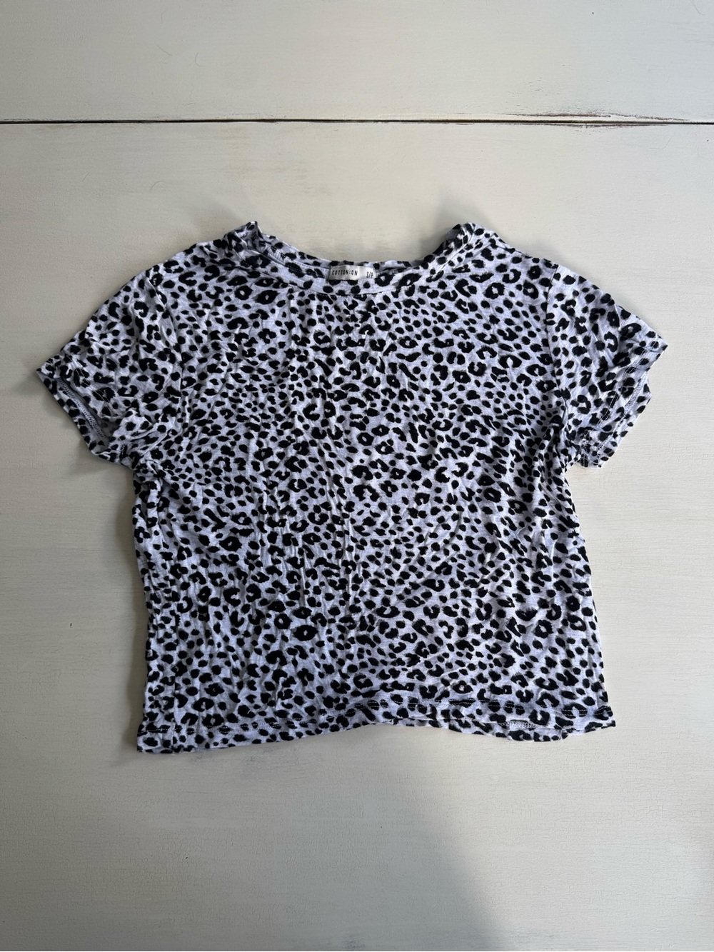 Black & Grey Leopard Short Sleeve